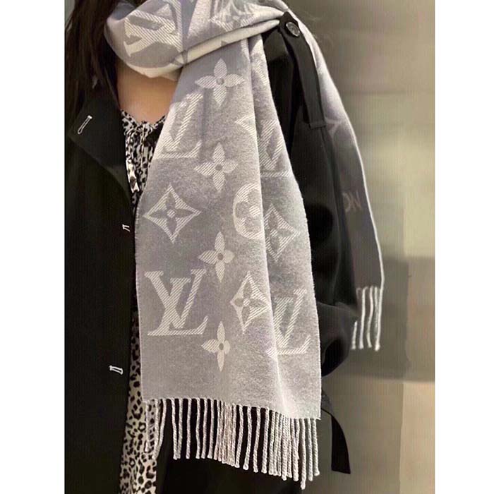 Louis Vuitton LV Unisex Essential Scarf Grey Wool Jacquard Weave Monogram Pattern