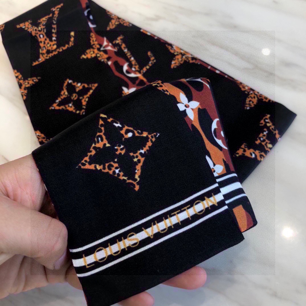 Louis Vuitton LV Women Monogram Giant Jungle Black Silk Bandeau Monogram Canvas