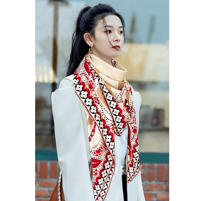 Louis Vuitton LV Women Precious Rabbit Square 70 Red Silk-Screen Print Monogram Flowers