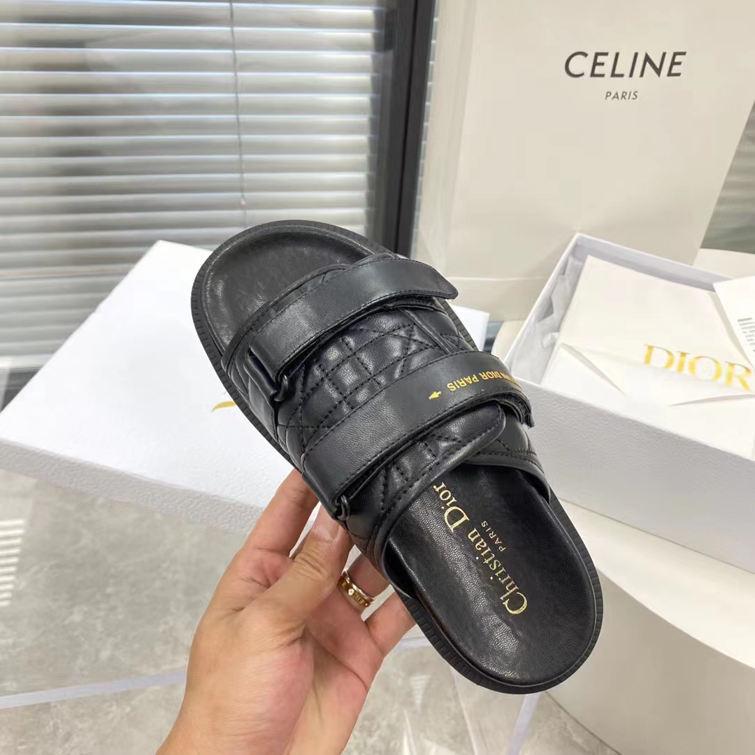 Dior Unisex CD Dio(r)Evolution Slide Black Quilted Cannage Calfskin
