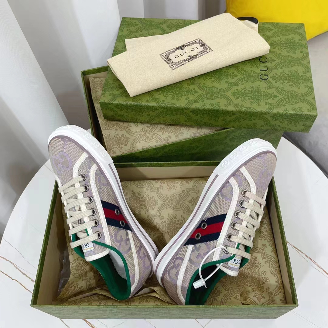 Louis Vuitton LV Unisex Tennis 1977 Jumbo GG Sneaker Beige Lilac Jumbo GG Canvas