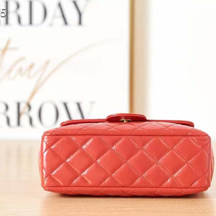 Chanel Women CC Hobo Handbag Shiny Crumpled Calfskin Gold-Tone Metal Red