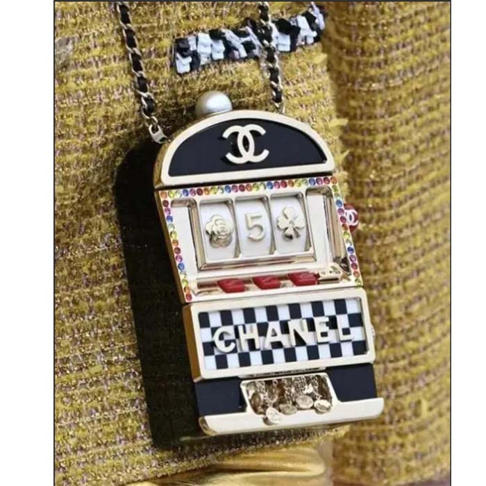 Chanel Women CC Slot Machine Minaudiere Resin Strass Imitation Pearl Gold-Tone Metal