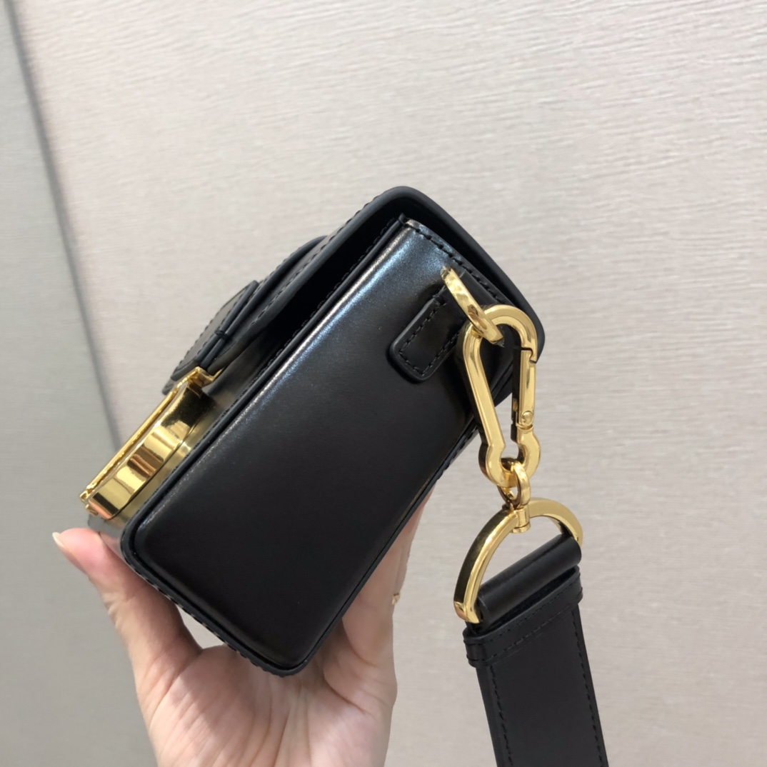 Dior Women CD Micro 30 Montaigne Bag Black Box Calfskin Flap Closure