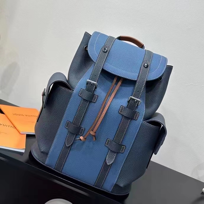 Louis Vuitton LV Unisex Christopher MM Backpack Denim Blue Navy Taurillon Leather