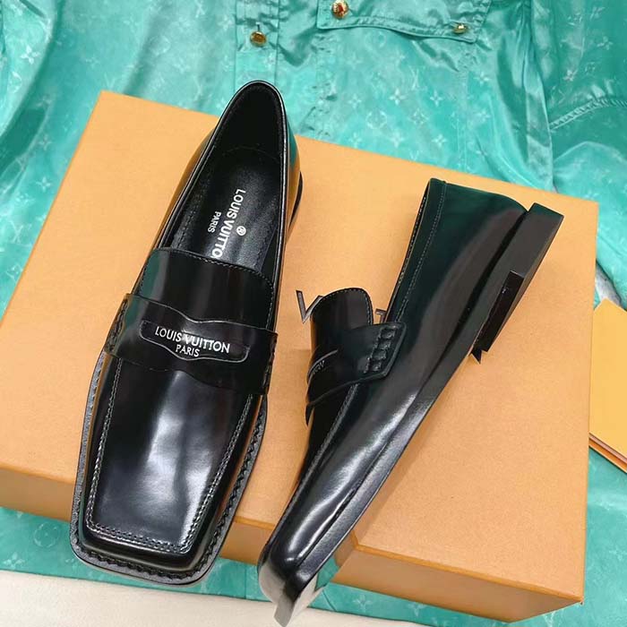 Louis Vuitton LV Unisex Connelly Flat Loafer Black Glazed Calf Leather Outsole
