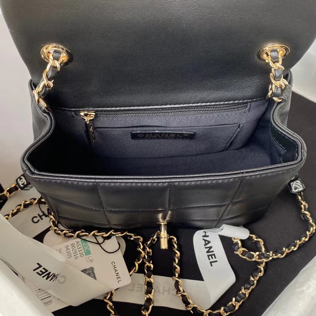Chanel Women CC Small Flap Bag Grained Calfskin Gold Tone Metal Black