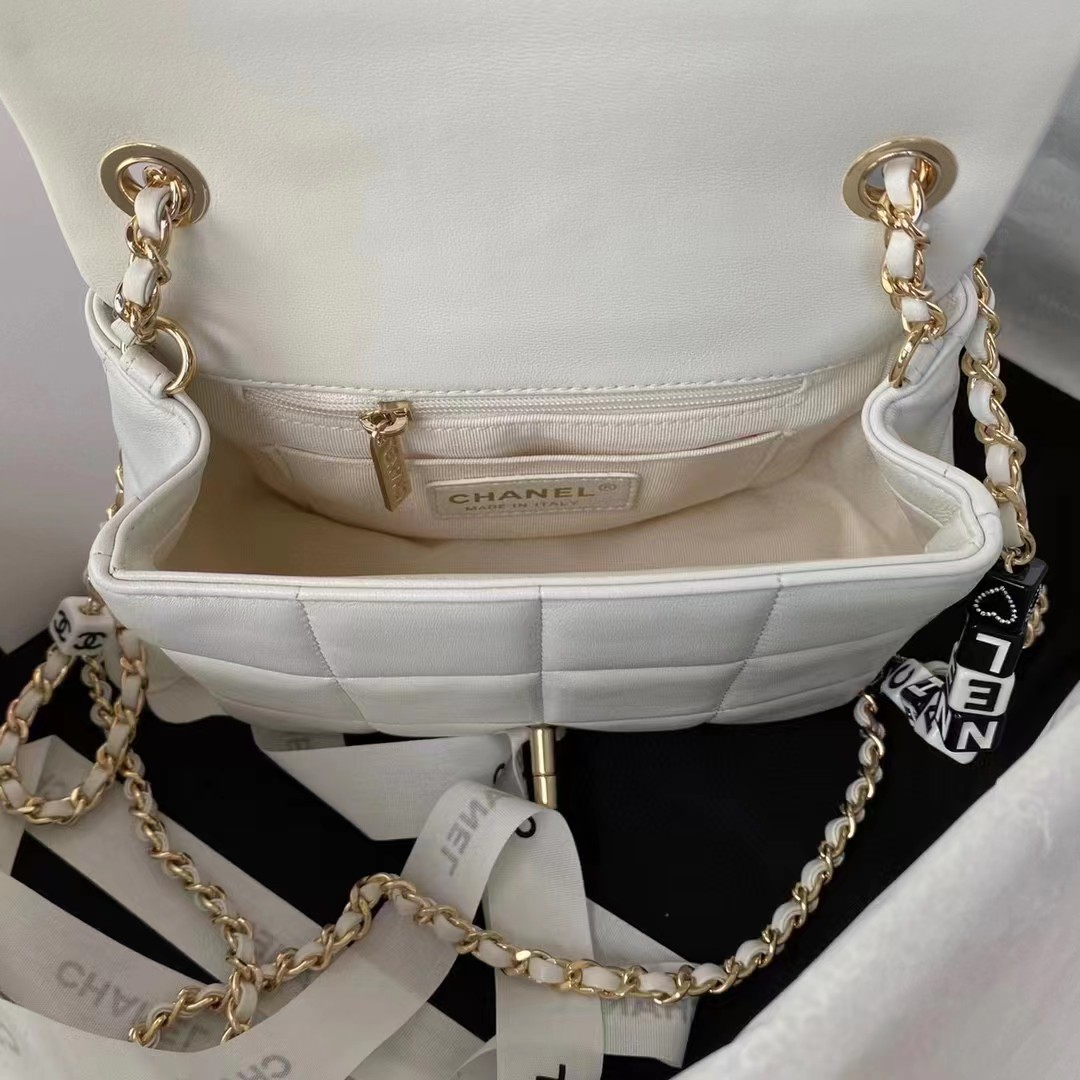 Chanel Women CC Small Flap Bag Grained Calfskin Gold Tone Metal White