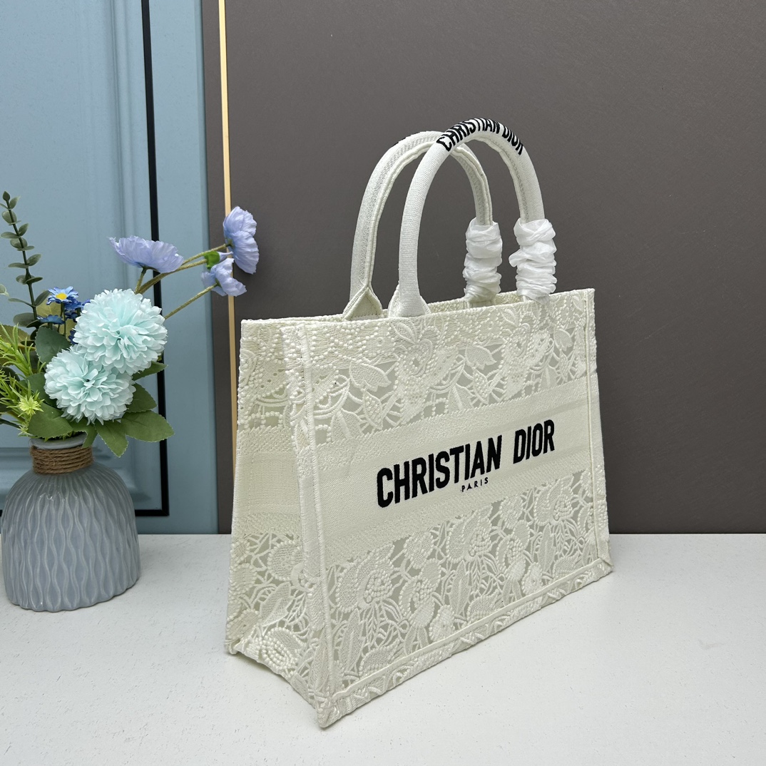 Dior Women CD Medium Dior Book Tote White Multicolor D-Lace Embroidery Macramé
