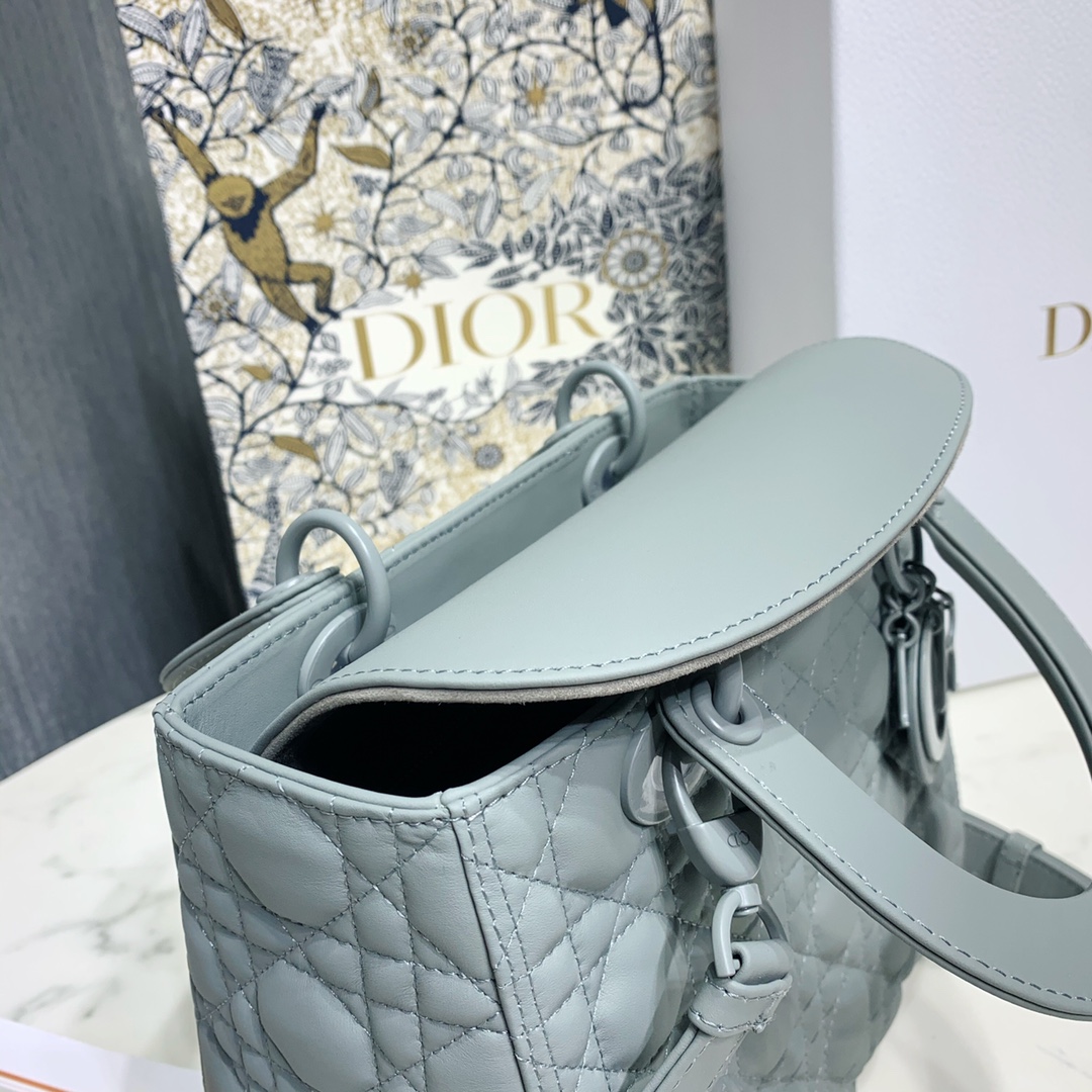 Dior Women CD Medium Lady Dior Bag Horizon Blue Cannage Lambskin