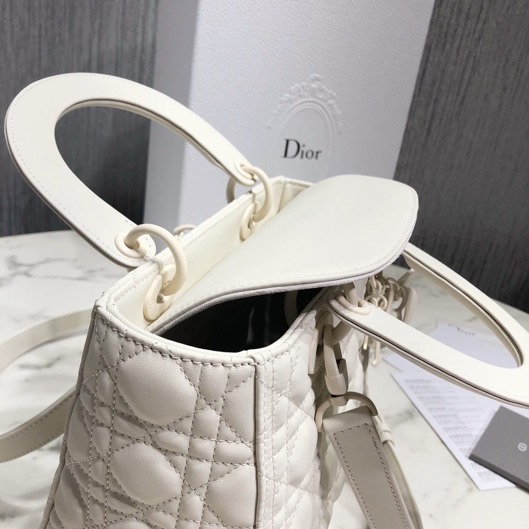 Dior Women CD Medium Lady Dior Bag Latte Cannage Lambskin