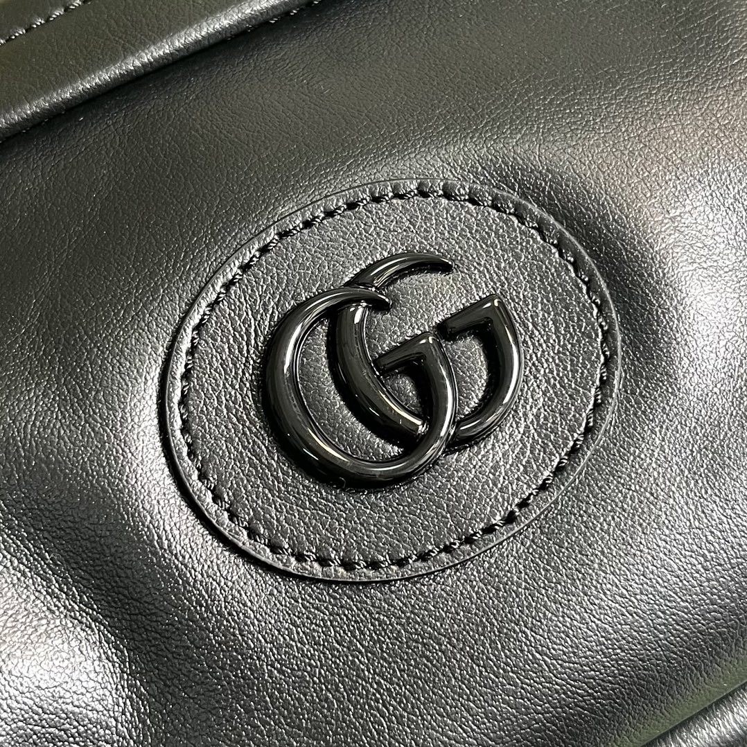 G*u*i gg unisex shoulder bag tonal double g black leather