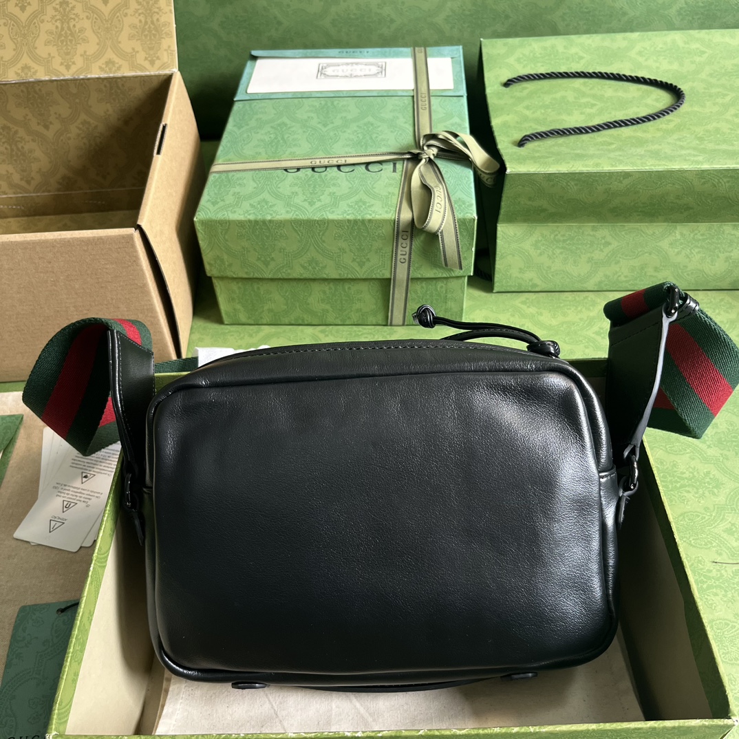 G*u*i gg unisex shoulder bag tonal double g black leather