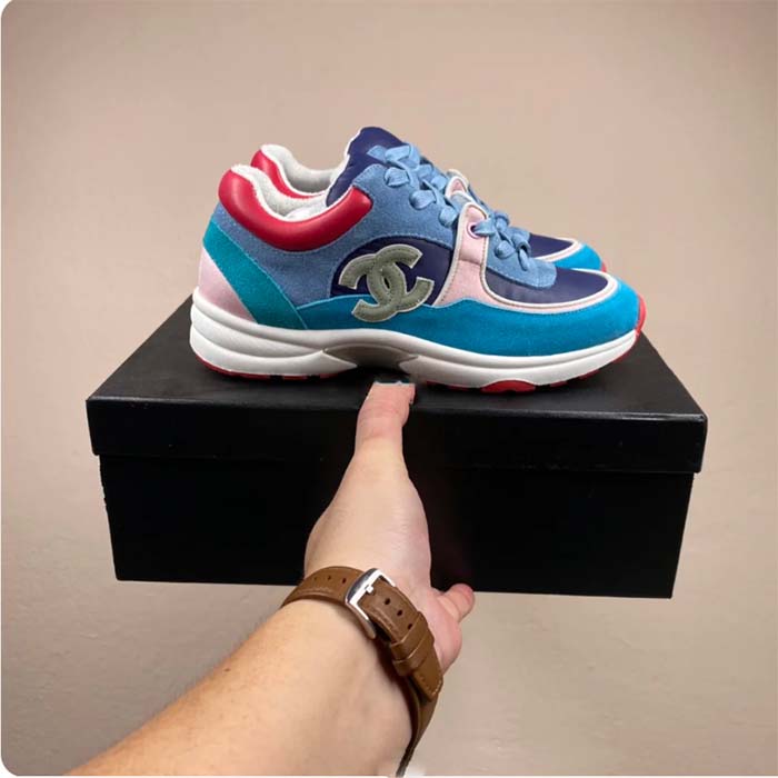 Chanel Women CC Low Top Logo Sneakers Calfskin Suede Blue Leather