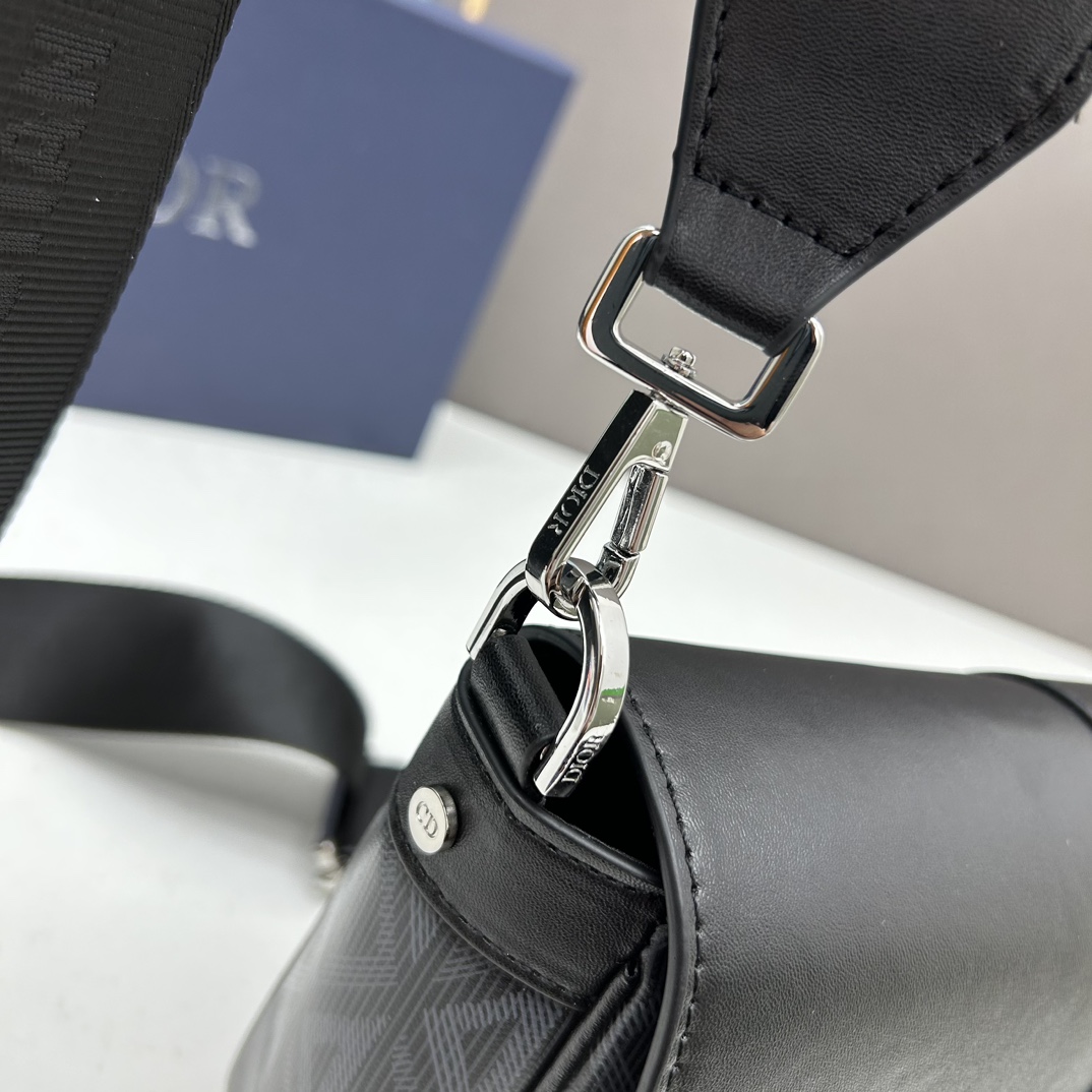 dior unisex hit the road bag strap black cd Di*m*nd canvas smooth calfskin