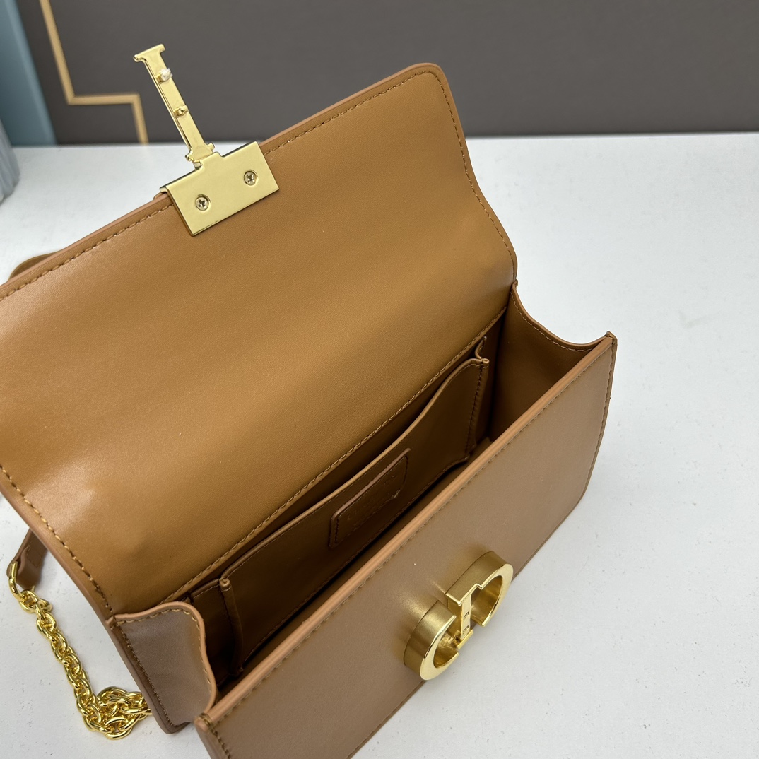 Dior Women CD 30 Montaigne East-West Bag Chain Golden Saddle Calfskin