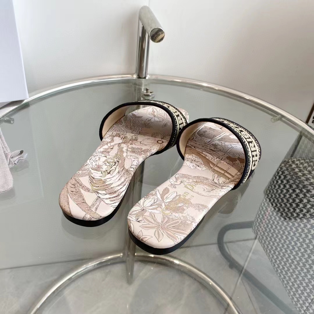 Dior Unisex CD Dway Slide Beige Black Embroidered Cotton Toile De Jouy Voyage