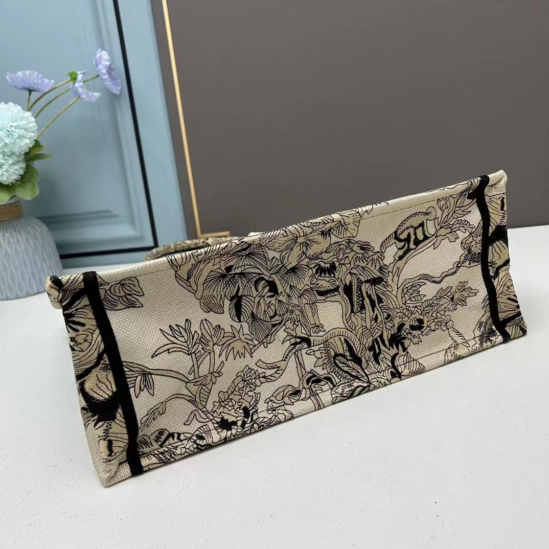 Dior Unisex CD Large Book Tote Beige Multicolor Toile De Jouy Voyage Embroidery