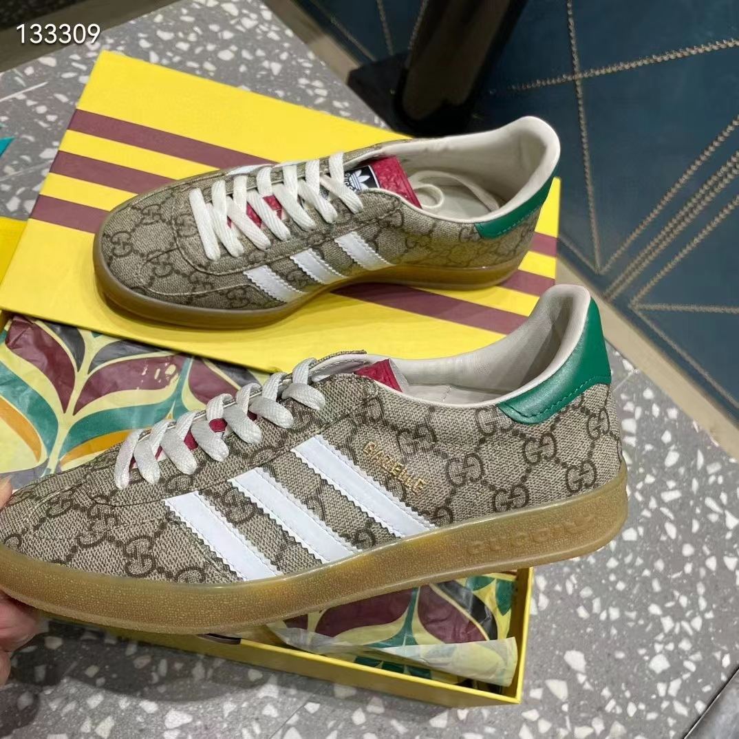 G*u*i unisex adidas x G*u*i gazelle sneaker beige ebony gg supreme canvas low heel