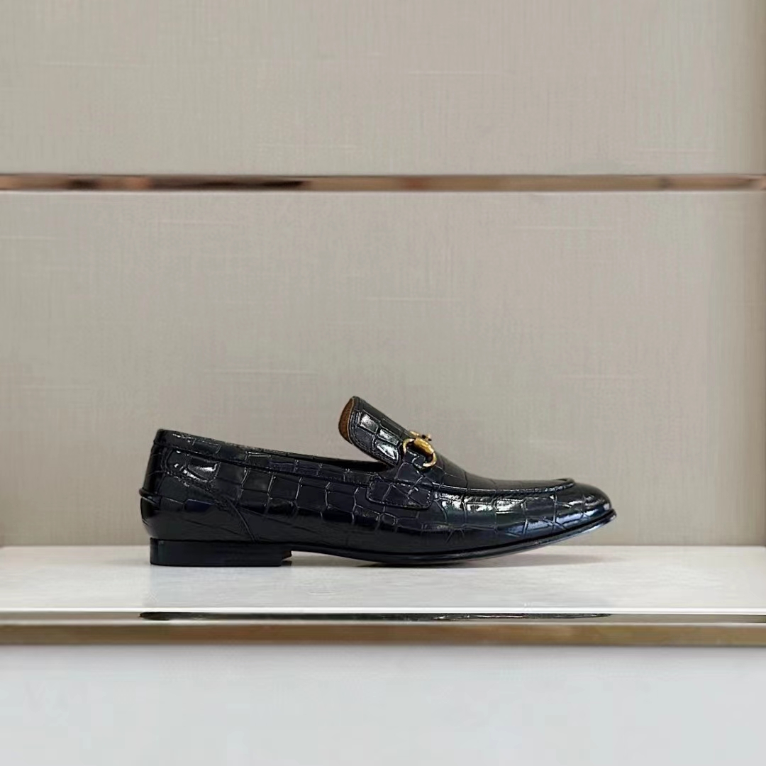 G*u*i unisex gg jordaan crocodile loafer blake construction black horsebit leather flat 1 cm heel
