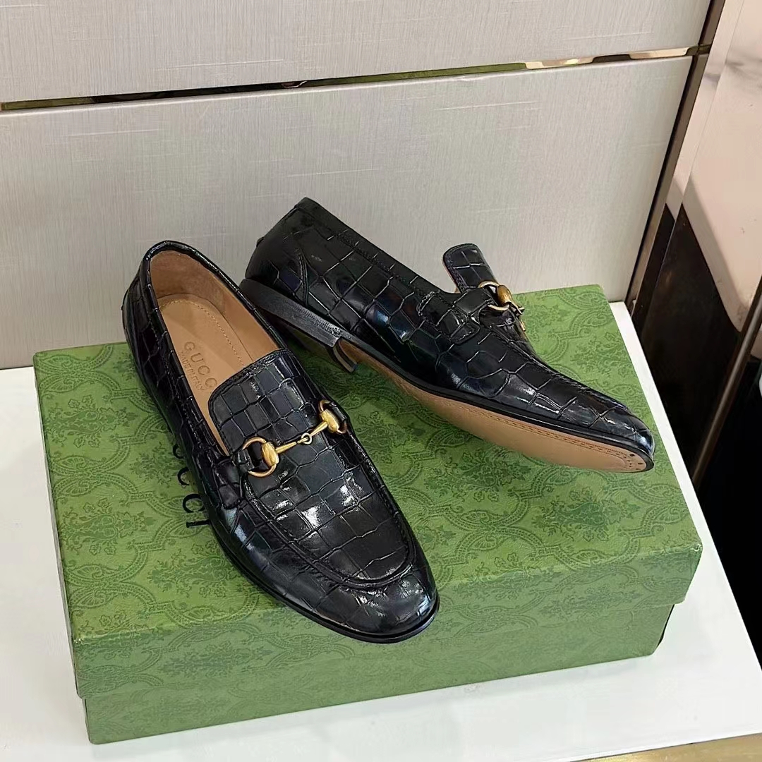G*u*i unisex gg jordaan crocodile loafer blake construction black horsebit leather flat 1 cm heel