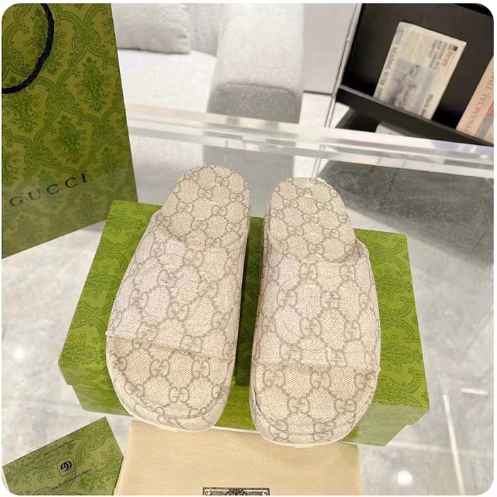 G*u*i unisex slide sandal interlocking g beige ebony gg rubber low heel