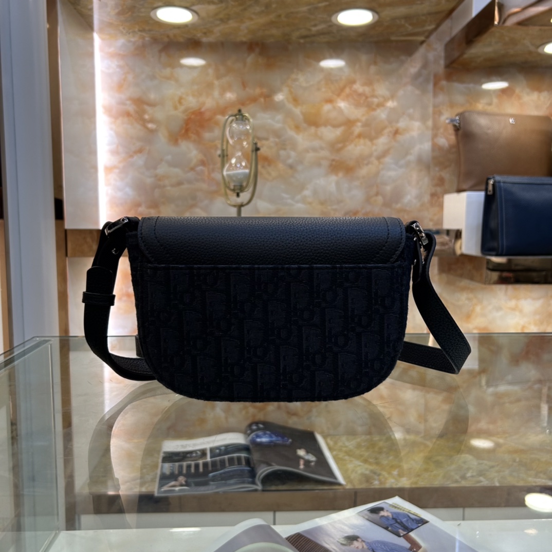 Dior Unisex CD Saddle Pouch Strap Black Dior Oblique Jacquard Grained Calfskin