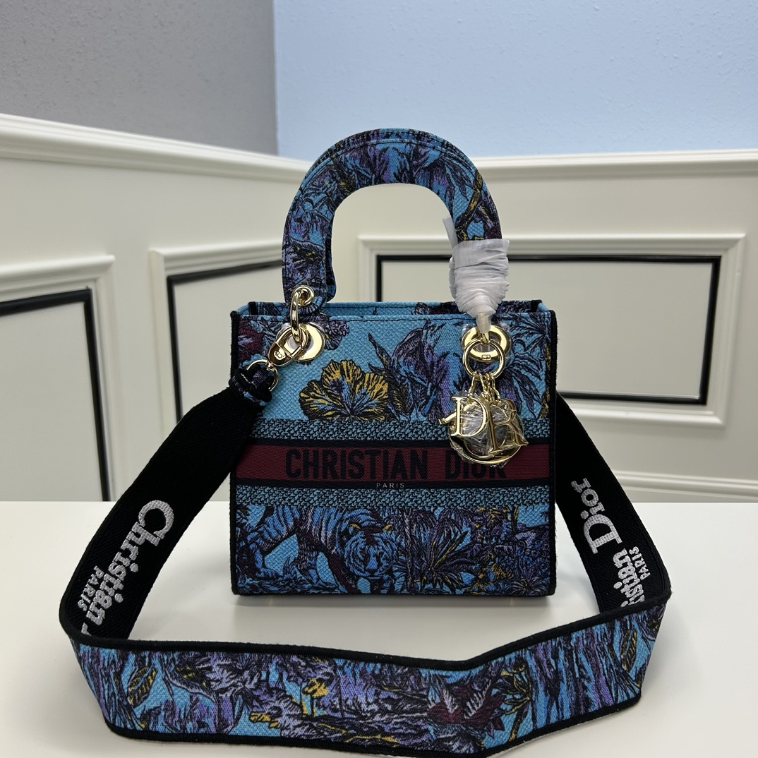 Dior Women CD Medium Lady D-Lite Bag Celestial Blue Multicolor Toile De Jouy Voyage Embroidery