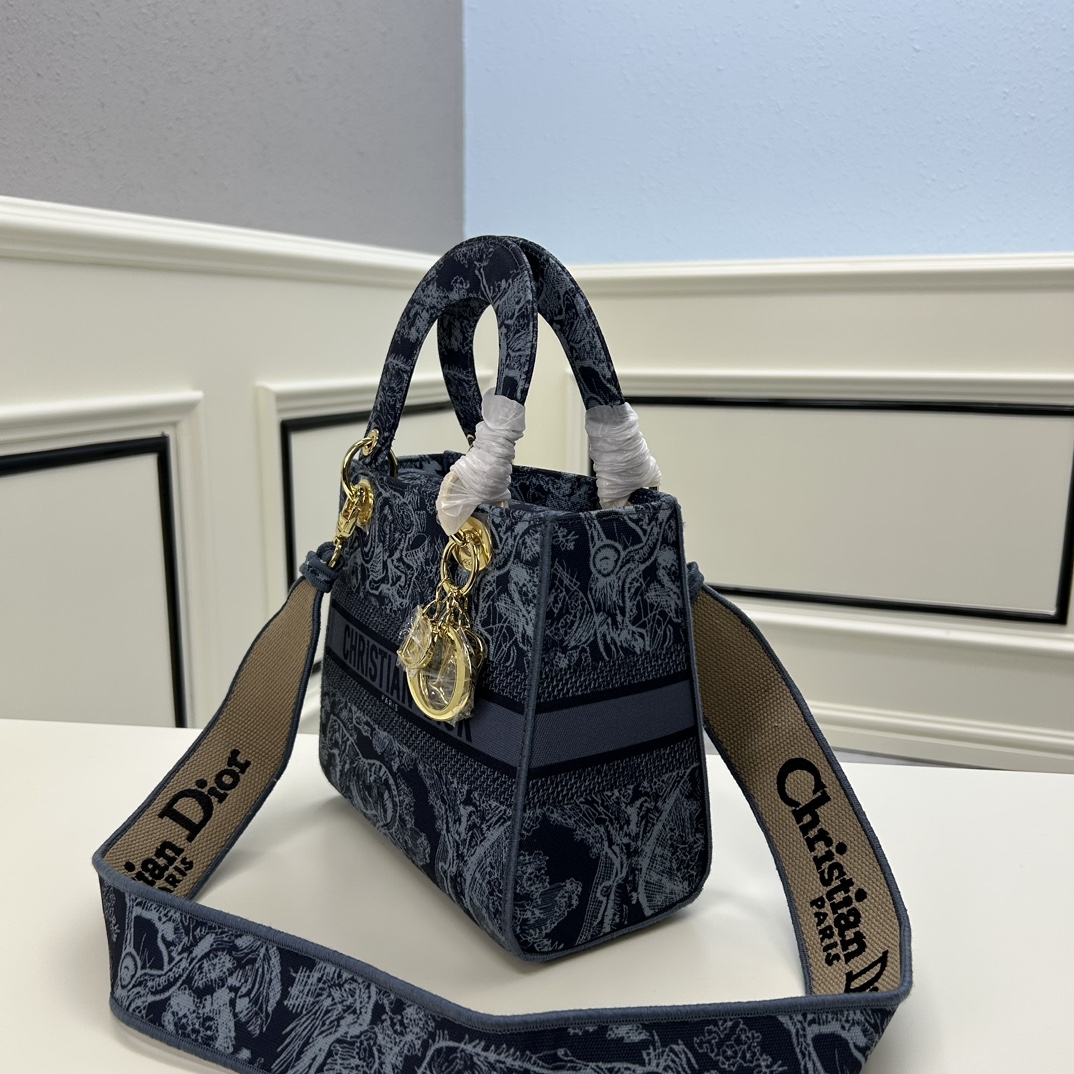 Dior Women CD Medium Lady D-Lite Bag Denim Blue Toile De Jouy Embroidery