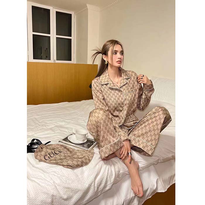 G*u*i women gg supreme print beige ebony silk piped notch collar long sleeves