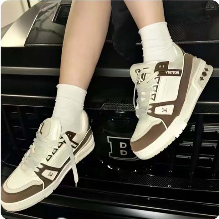 Louis Vuitton LV Unisex LV Trainer Sneaker Moka Brown Nubuck Calf Leather Grained