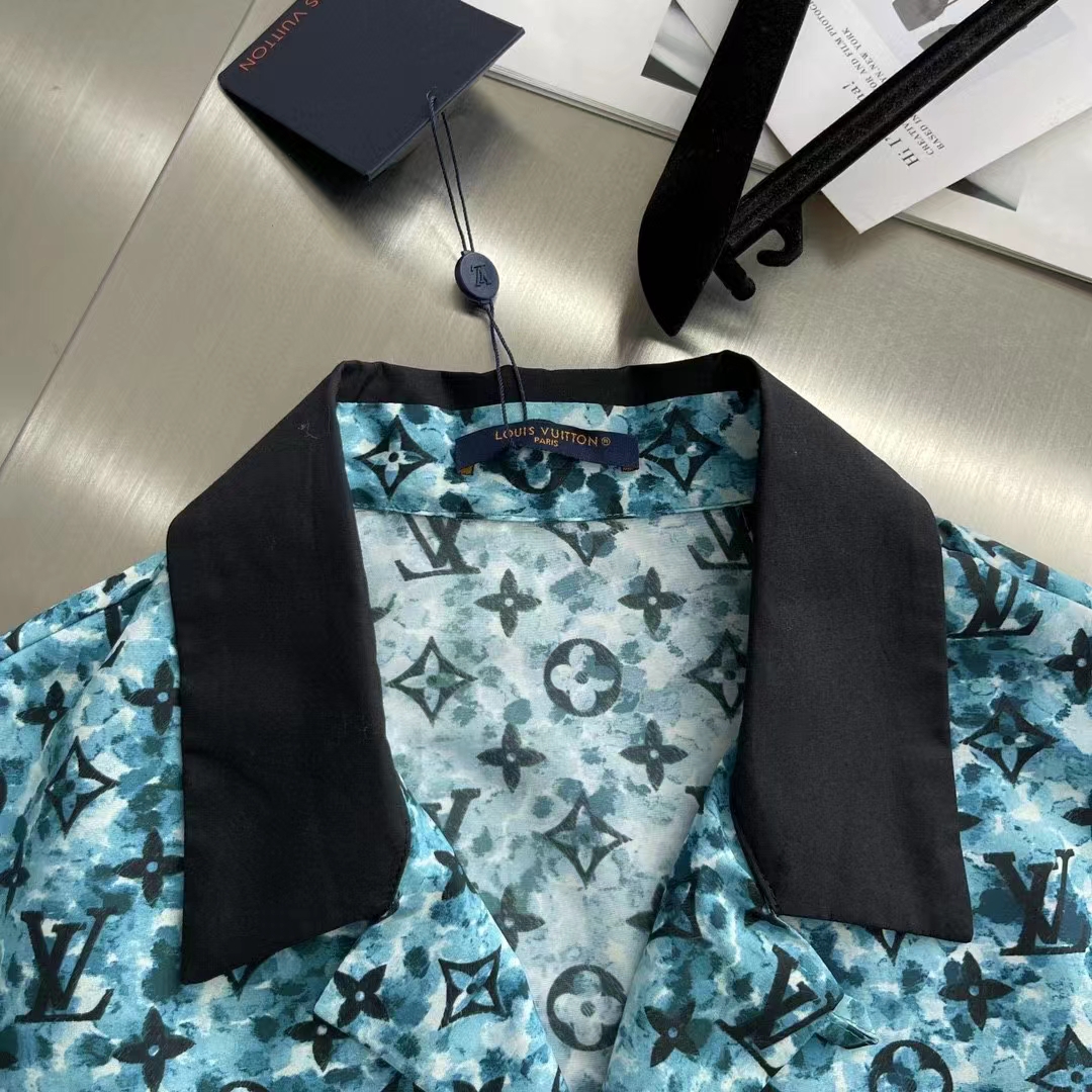 Louis Vuitton Men Monogram Crepe Short-Sleeved Shirt Relaxed Fit Blue Haze