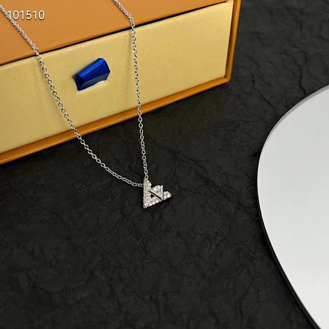 louis vuitton unisex lv volt one pendant white gold 36 Di*m*nds 0.16 ct