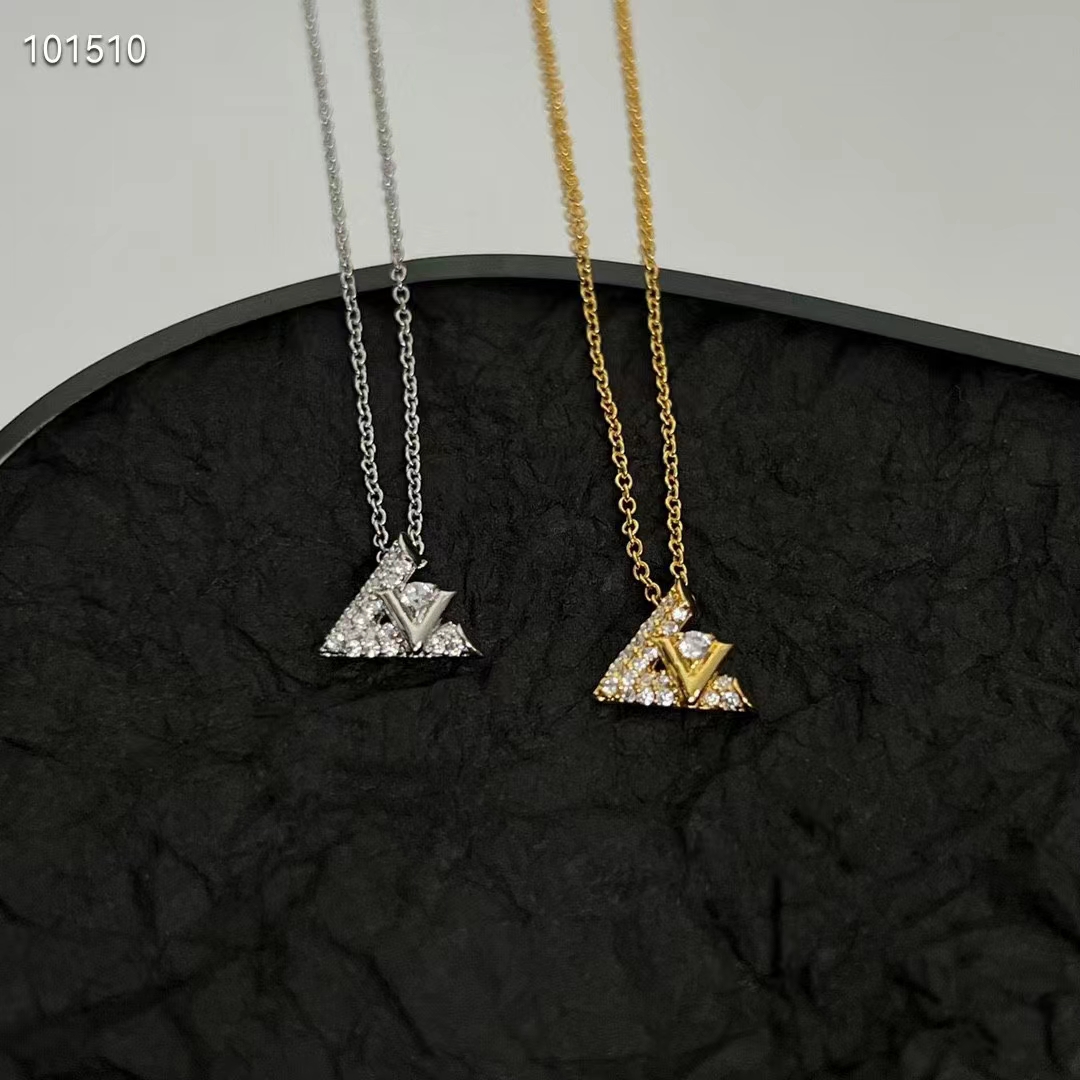 louis vuitton unisex lv volt one pendant white gold 36 Di*m*nds 0.16 ct