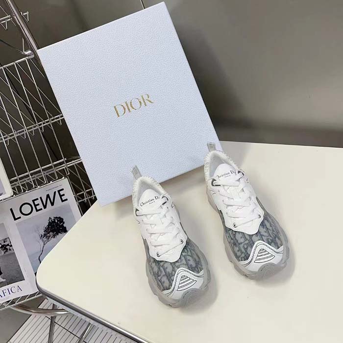 Dior CD Unisex Dior Vibe Sneaker Gray Dior Oblique Technical Fabric Transparent Rubber