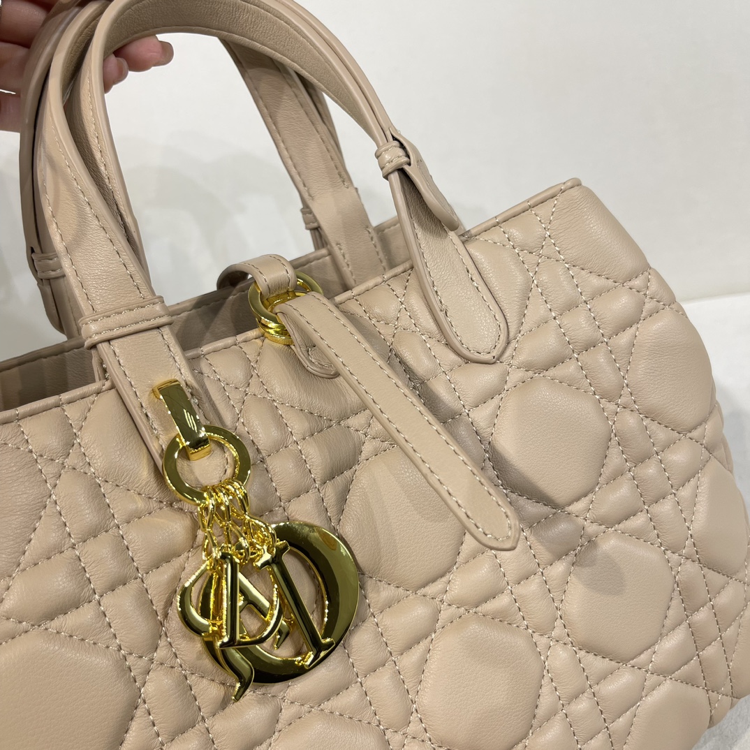 Dior Women CD Large Dior Toujours Bag Powder Beige Macrocannage Calfskin