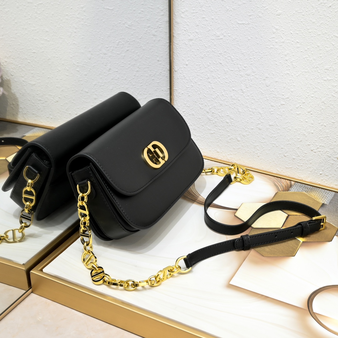 Dior Women CD Small 30 Montaigne Avenue Bag Black Box Calfskin