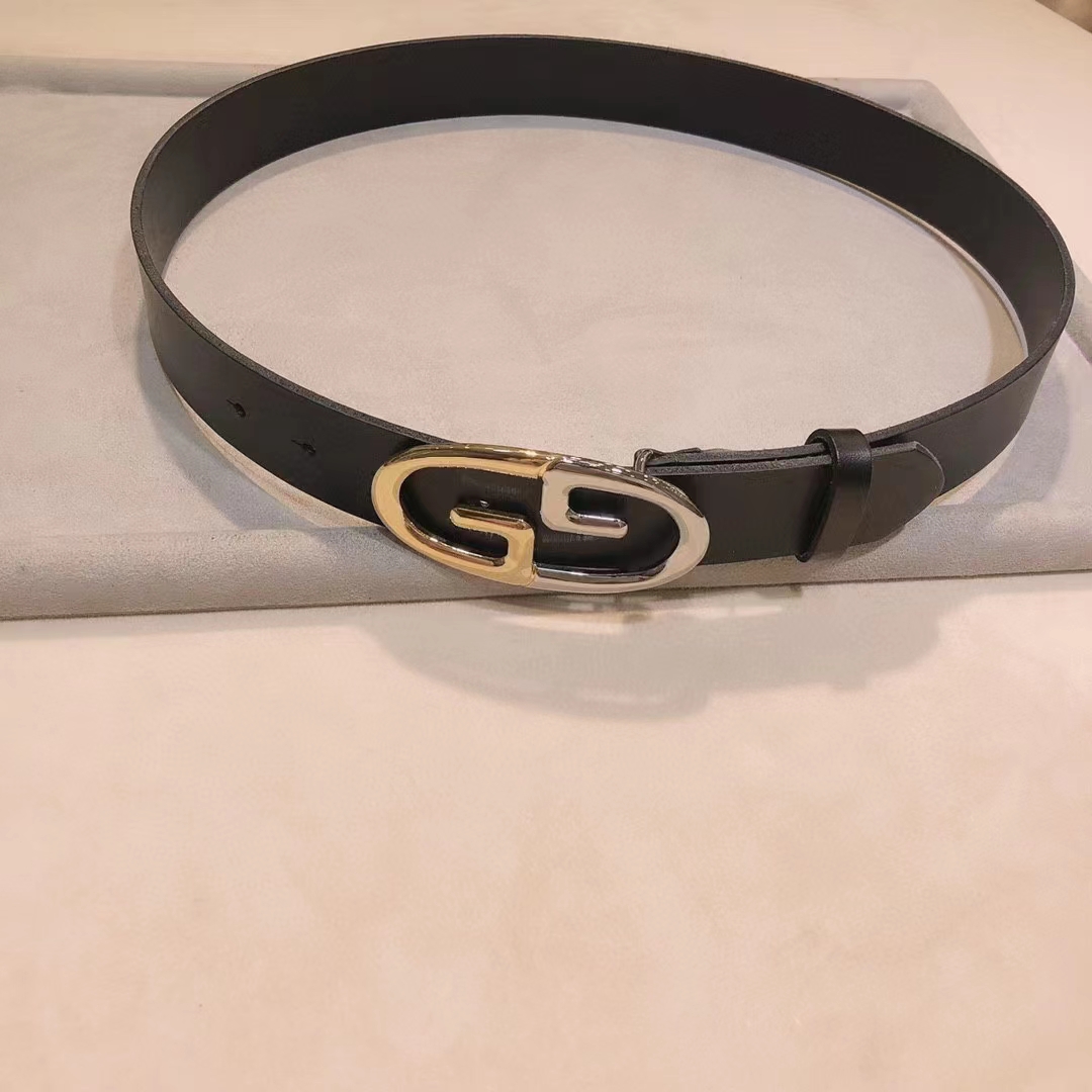 G*u*i unisex belt two-toned metal gg buckle black leather 3.3 cm width