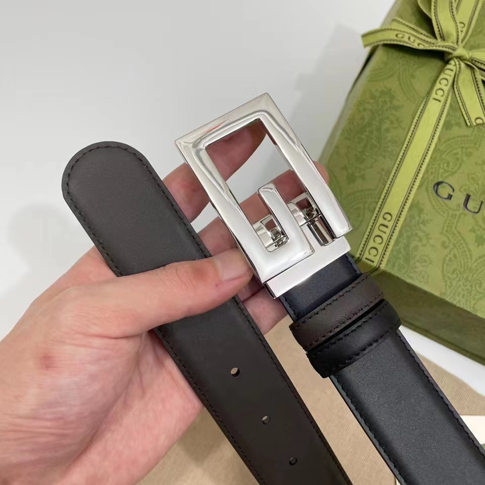 G*u*i unisex gg reversible belt square g buckle black leather reverses brown leather