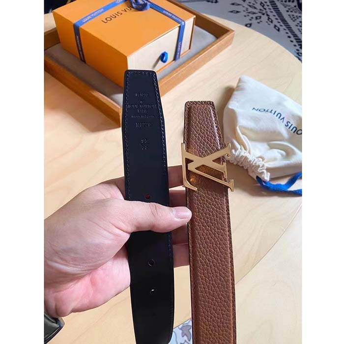 Louis Vuitton Unisex LV Initiales 40 MM Reversible Belt Taurillon Calf Leather Signature Buckle