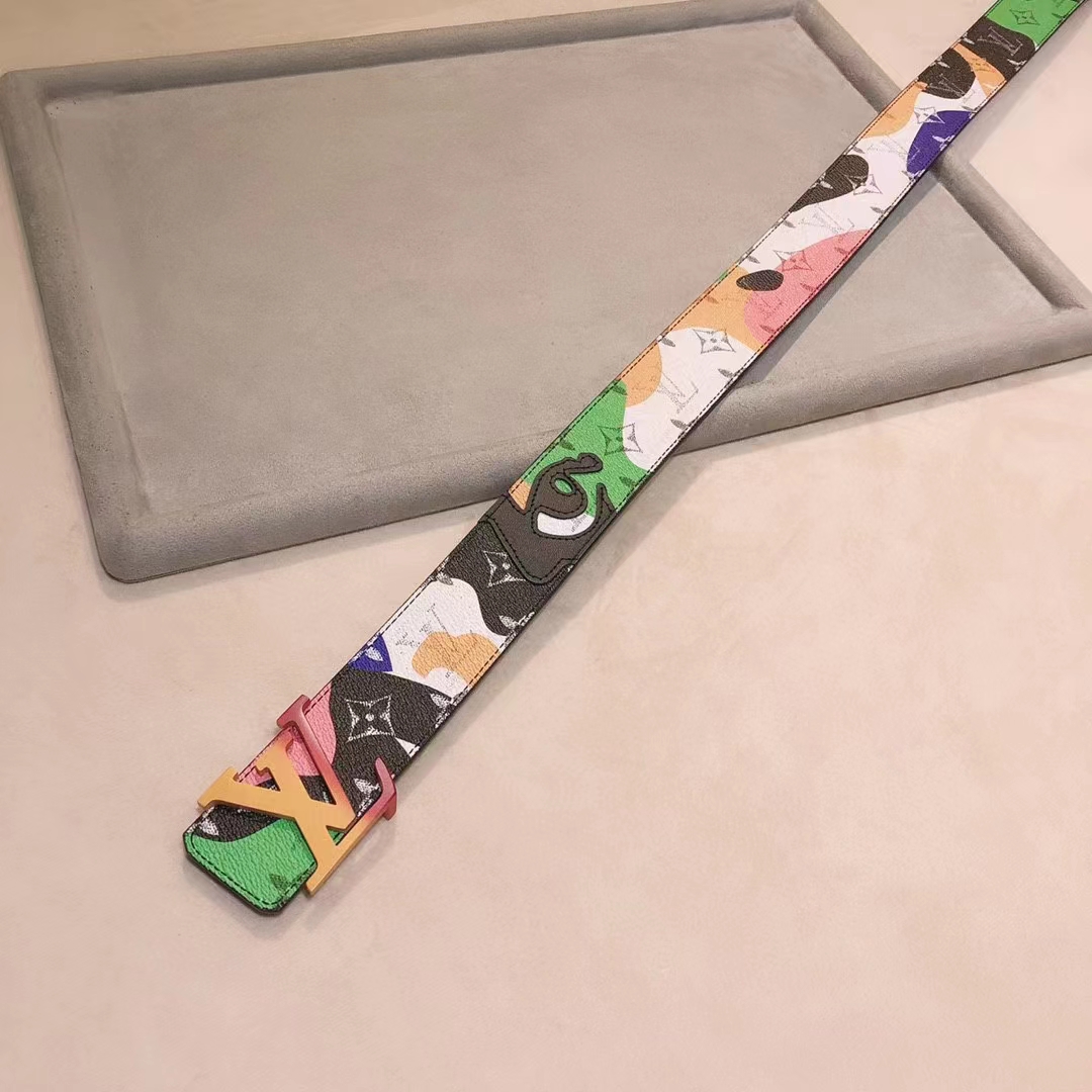 Louis Vuitton Unisex LV Initials 40 MM Reversible Belt Multicoloured Leather Metal Buckle