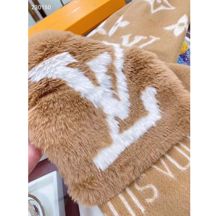 Louis Vuitton Unisex Cold Reykjavik Scarf Cashmere Mink Fur Beige Jacquard LV Initials Monogram Flowers
