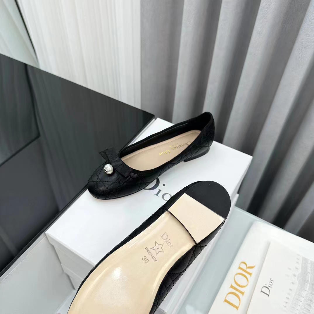 Dior Women CD Dior Ballet Flat Black Quilted Cannage Calfskin