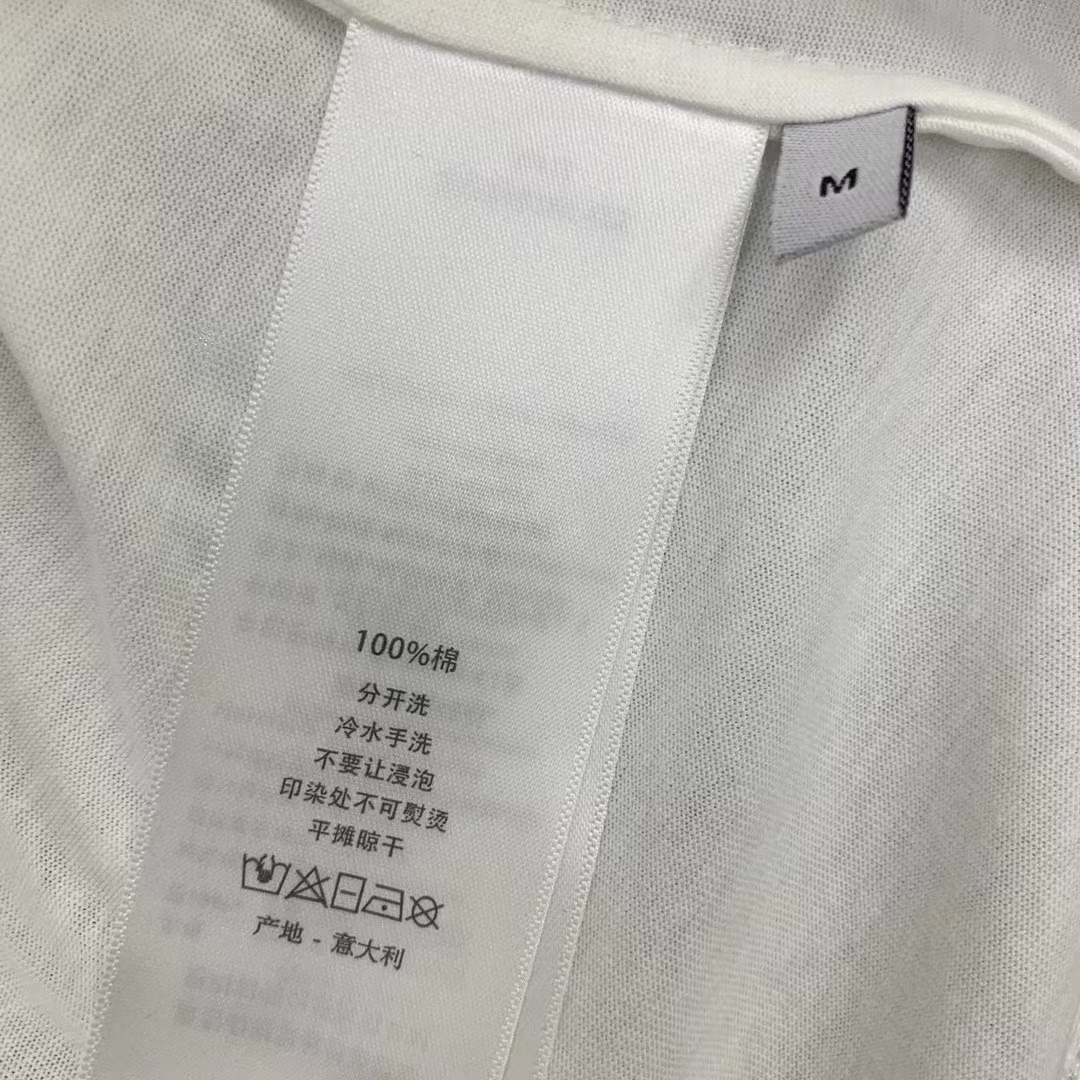 Dior Women CD T-Shirt White Cotton Jersey Gold-Tone Butterfly Around The World Motif