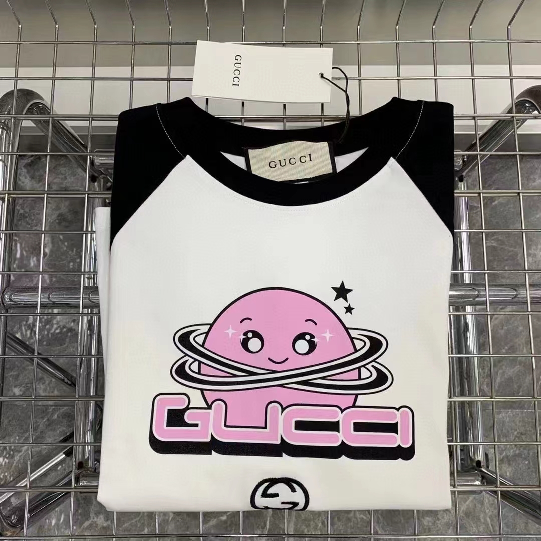 G*u*i gg women cotton jersey short sleeved t-shirt off white black G*u*i planet print crewneck