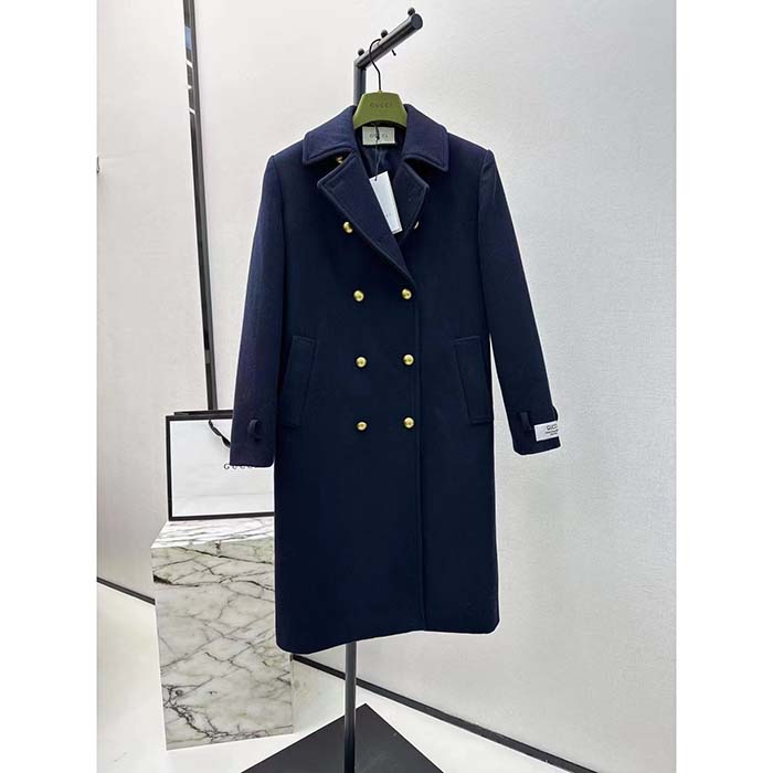 G*u*i women gg felt wool coat dark navy metal buttons G*u*i cities label fully lined