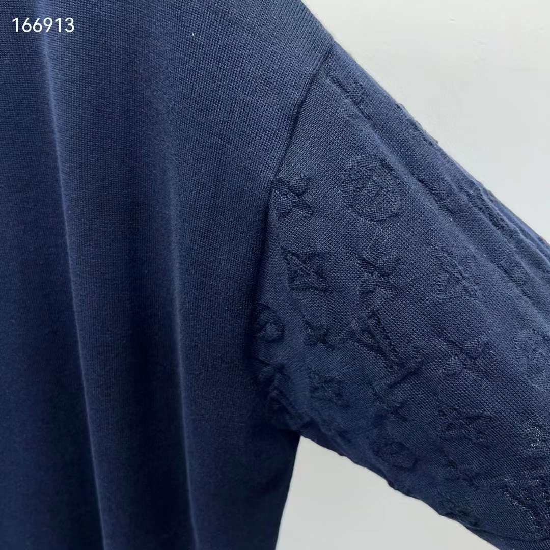 Louis Vuitton LV Men Short-Sleeved Cotton Crewneck Regular Fit Embossed Jacquard Monogram Navy Blue
