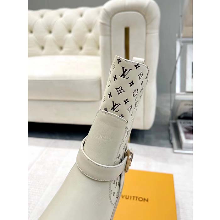 Louis Vuitton LV Women Laureate Platform Desert Boot Beige Calf Leather Treaded Rubber Outsole