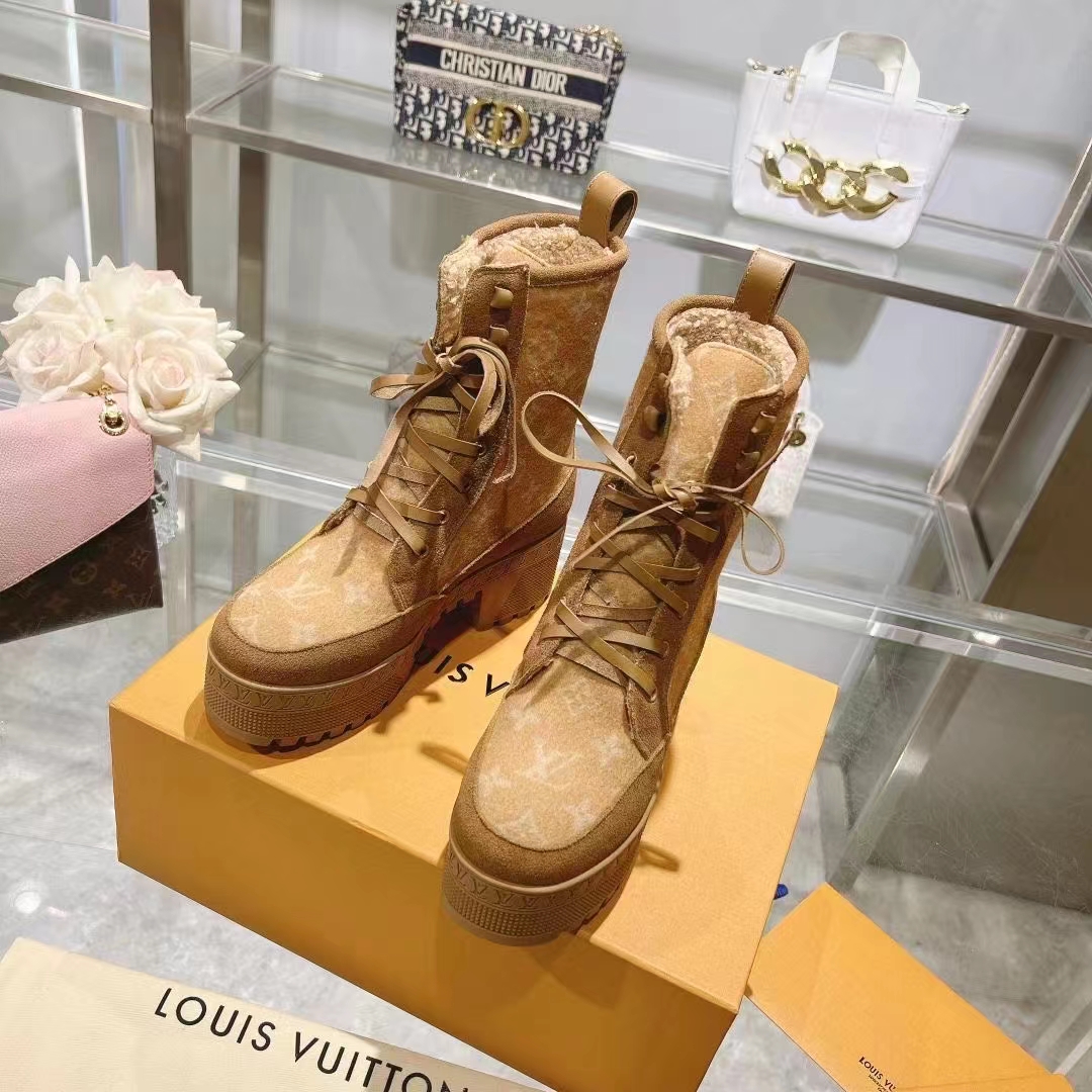 Louis Vuitton LV Women Laureate Platform Desert Boot Beige Monogram Wool Leather Laces Treaded Rubber