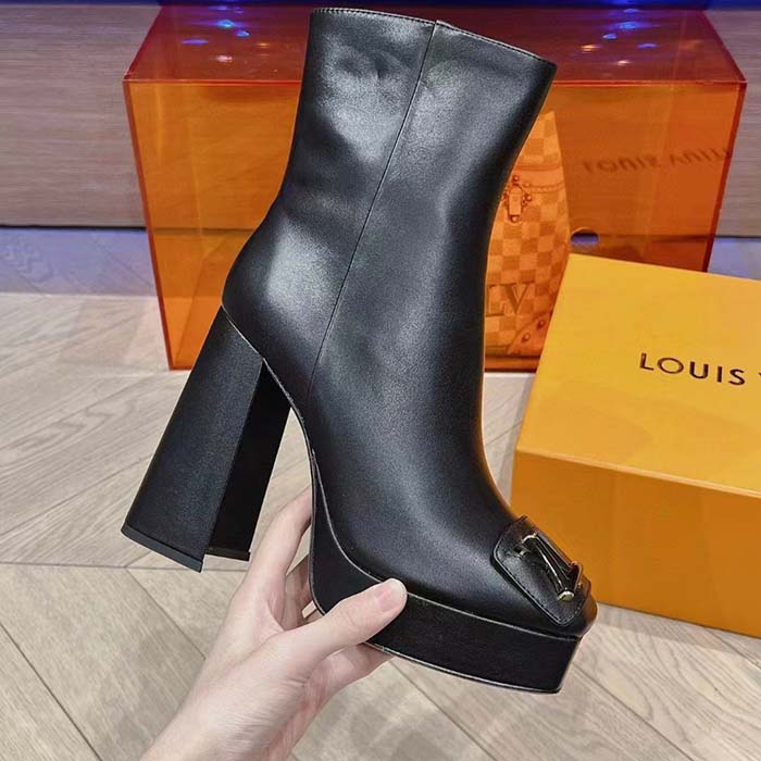 Louis Vuitton LV Women Shake Ankle Boot Black Calf Leather Lambskin Lining Side Zip